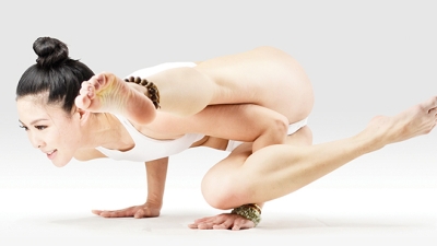 Astavakrasana