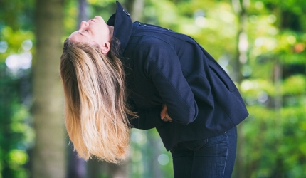 13 momente în care practici yoga fara să știi