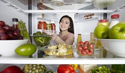 5 obiceiuri care iti saboteaza sanatatea digestiva