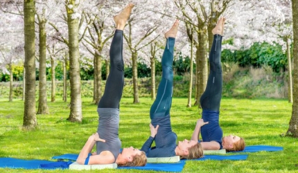 Asane eficiente pentru picioare umflate