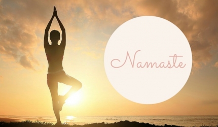 femeie-asana-namaste