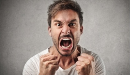 Cum sa iti controlezi furia inainte ca ea sa te controleze pe tine