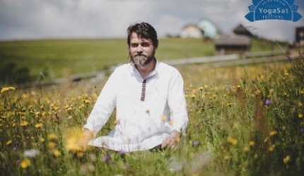 Cum sa stai confortabil in lotus