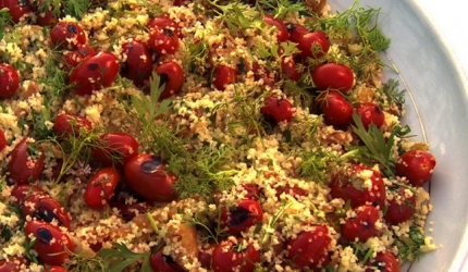 couscous-rosii-cherry-ierburi