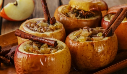 Desert: Mar copt, umplut cu nuci si merisoare