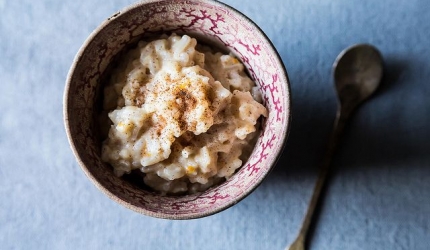 Desert vegan: budinca de orez cu caju
