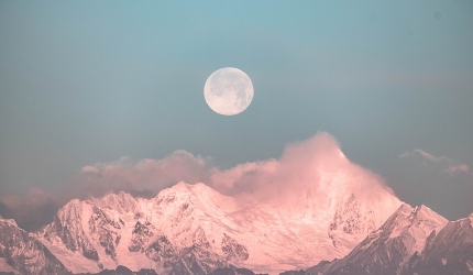 luna-plină-eclipsă-lună