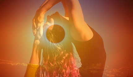 Eclipsa si luna plina, 10 ianuarie: 2020 incepe cu o trezire fortata la voltaj 220