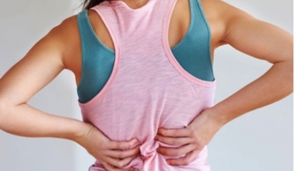 Febra musculara dupa sesiunea de yoga: cum o prevenim si cum o tratam