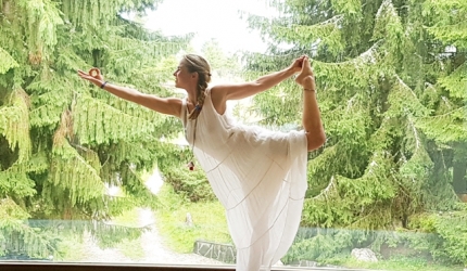 Interviu Andreea Tomuleasa: “Yoga este ca un drog fara efecte adverse”