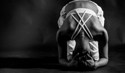 Interviu Ionela Patrascu: “Cu fiecare pas facut, yoga ma invata sa ma iubesc mai mult”