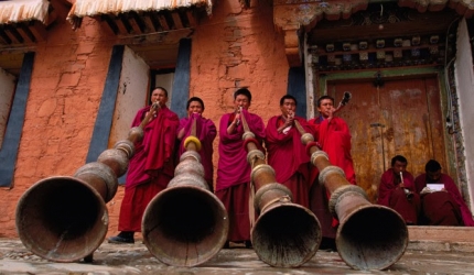 Levitatia acustica, secretul calugarilor tibetani