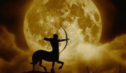 luna-plina-sagetator