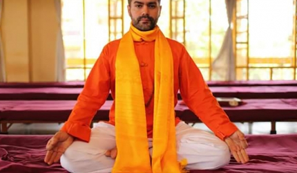 marius vornicescu-asana-yoga