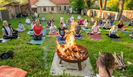 Retreat seva hatha yoga2024