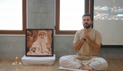 Robert-Andrei-Gheorghiu-Shadguru