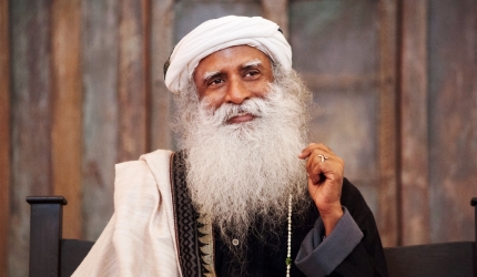Sadhguru: ne folosim doar intelectul si asta ne dauneaza