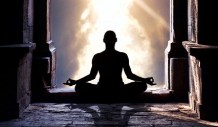 yoga-meditatie-lumina