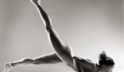 femeie-yoga-senzualitate