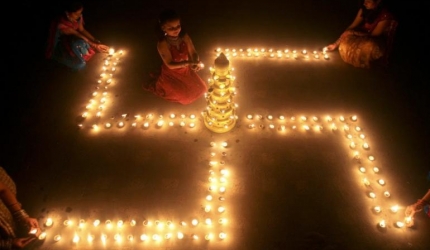 Svastica in hinduism – ce simbolizeaza