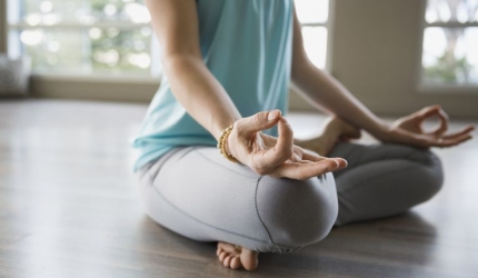 Yoga pentru persoanele care sufera de lupus – recomandari si contraindicatii