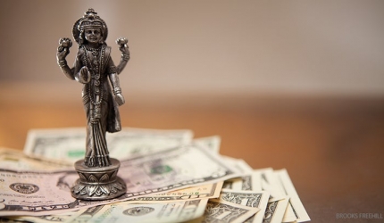 statuie-hindusa-bani